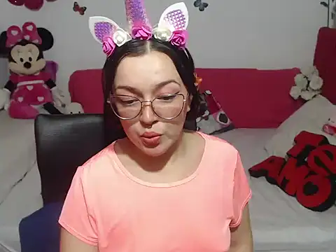 Angela 18honey online show from 10.30.25