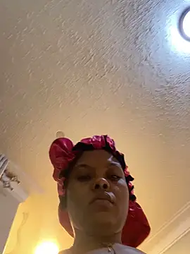 Dellah26 online show from 12.15.25