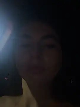 Coralinee 01 online show from 12.21.25