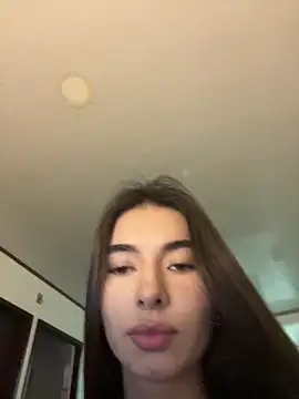 Coralinee 01 online show from 05.26.26