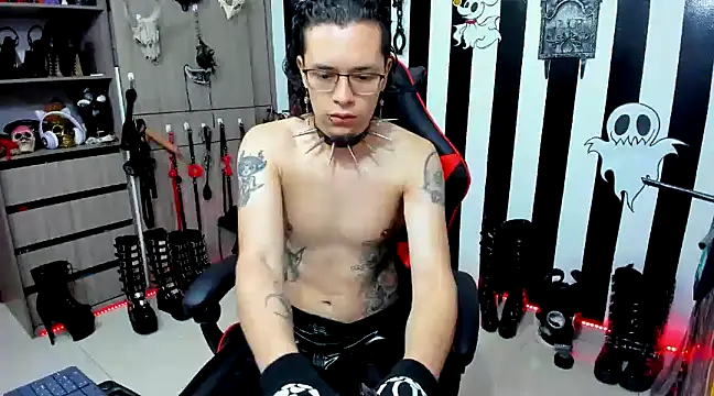 Snapshot of daven56 chatting on 12.09.24 daven56 online show from 12.09.24