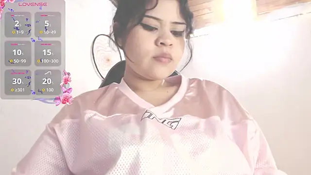 Snapshot of Amara18_ chatting on 01.07.26 Amara18 online show from 01.07.26