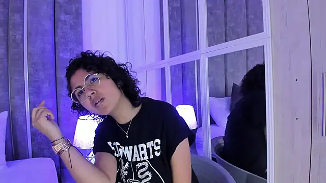 Snapshot of Amareto_ chatting on 02.20.25 Amareto online show from 02.20.25