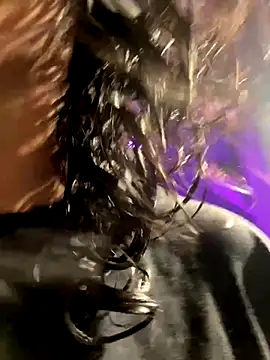 Amareto  online show from 12.15.25