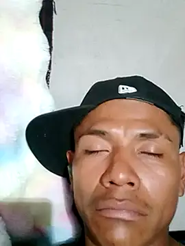 Moreno1813 online show from 02.18.25