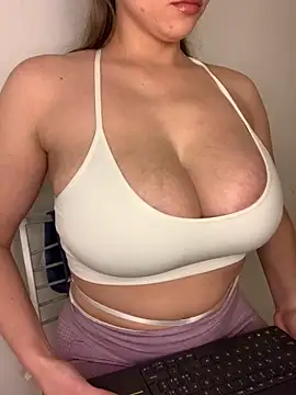 Snapshot of Nayafreaky chatting on 01.19.25 Nayafreaky online show from 01.19.25