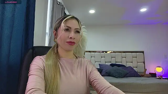 Ammy Castro online show from 10.22.25