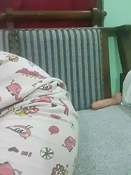 Snapshot of Kunchiii chatting on 11.26.25 Kunchiii online show from 11.26.25