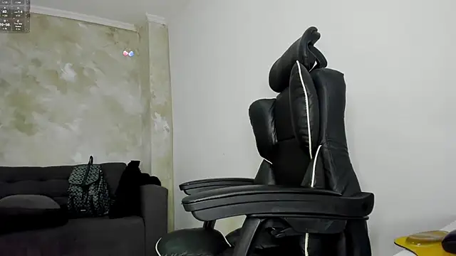 deyy madissonn online show from 04.14.26