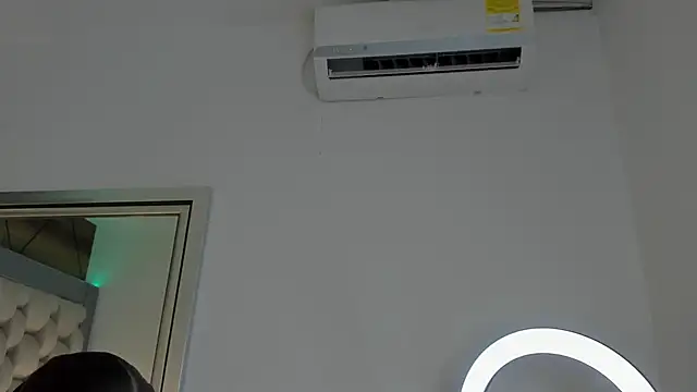 Helleamazing online show from 02.23.25