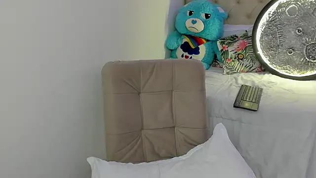 Helleamazing online show from 05.03.26