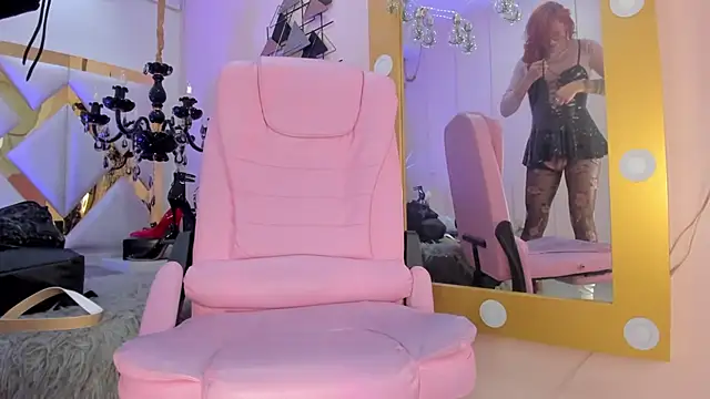 Juliana Saenzz online show from 02.08.25