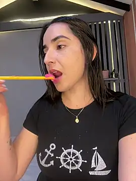 Victoria-And1 online show from 03.15.25