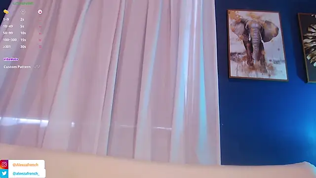 Snapshot of AleezaFrench chatting on 03.03.25 AleezaFrench online show from 03.03.25