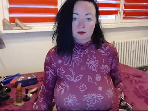 Alexie33 online show from 02.20.25