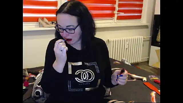 Alexie33 online show from 11.14.25