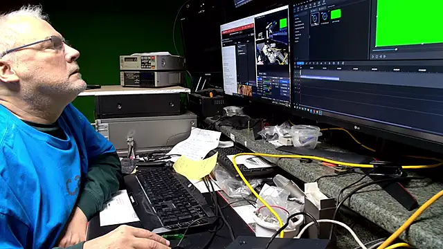 ButtCrackShowing-OOPS online show from 02.24.26