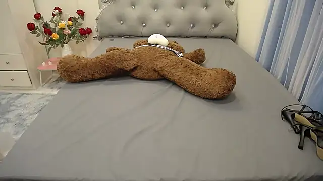 Snapshot of Lavender_Sweet chatting on 01.13.25 Lavender Sweet online show from 01.13.25