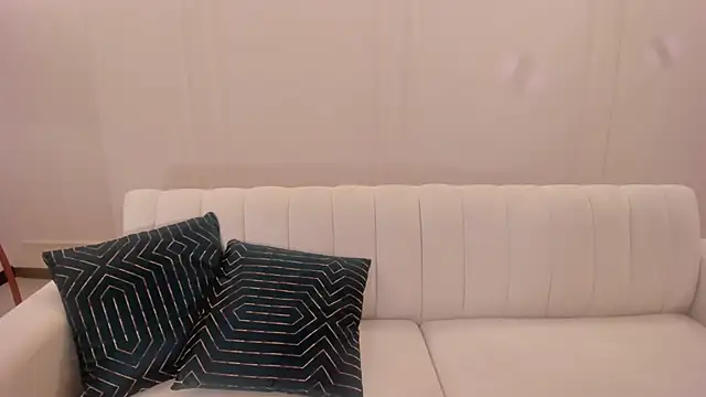 Snapshot of JessicaWilliams1 chatting on 02.18.25 JessicaWilliams1 online show from 02.18.25