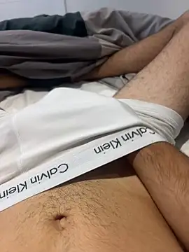 h0rnyguy001 online show from 10.08.25