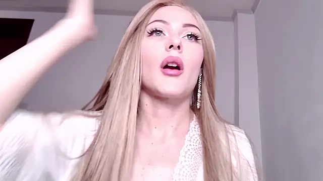 caarlywhitee online show from 03.11.26