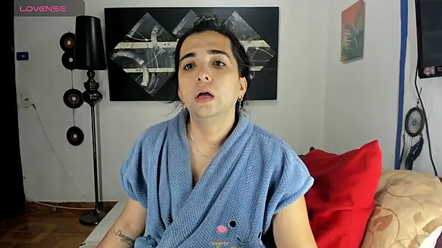 SARAMISHA online show from 09.12.25