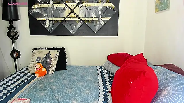 SARAMISHA online show from 02.08.26