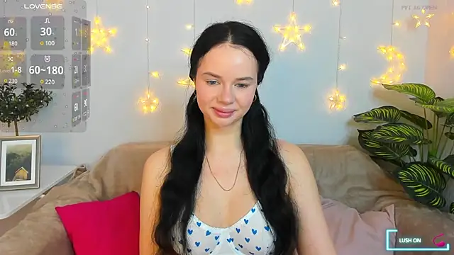 Lori  Hell online show from 02.28.25