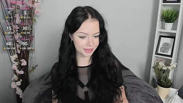 Snapshot of Lori__Hell chatting on 04.29.26 Lori Hell online show from 04.29.26