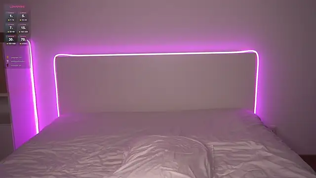 Snapshot of bailey_kat chatting on 01.06.25 bailey kat online show from 01.06.25