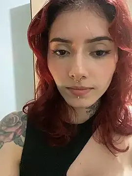 Snapshot of LiliJones_ chatting on 02.02.25 LiliJones online show from 02.02.25