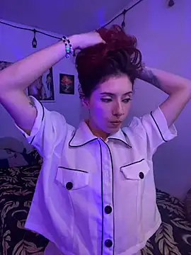 Snapshot of LiliJones_ chatting on 02.25.25 LiliJones online show from 02.25.25