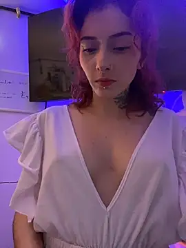 Snapshot of LiliJones_ chatting on 03.19.25 LiliJones online show from 03.19.25