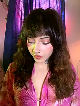 Snapshot of LiliJones_ chatting on 10.08.25 LiliJones online show from 10.08.25