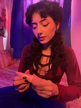 LiliJones  online show from 12.16.25