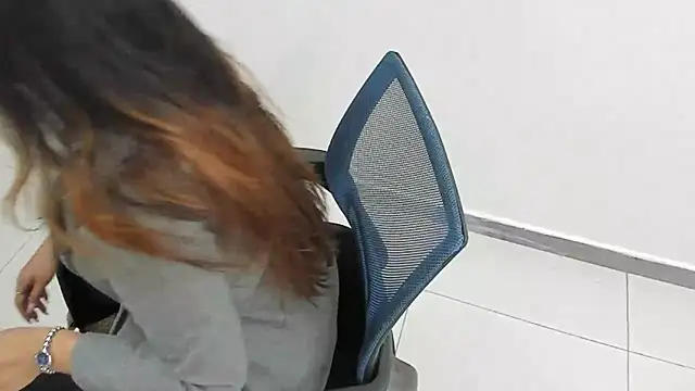 Luna Dumont online show from 03.17.25