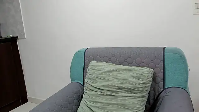 Luna Dumont online show from 09.14.25