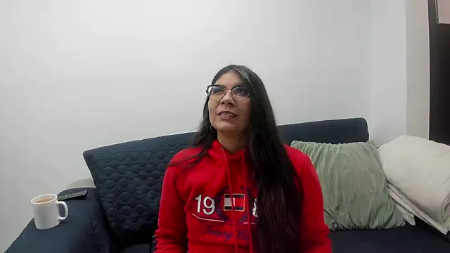 Luna Dumont online show from 09.28.25