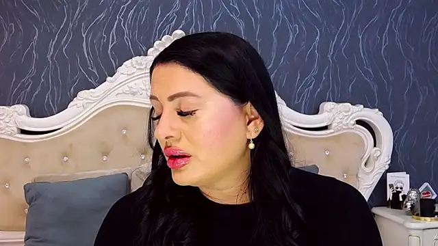 Lauren Saint online show from 10.01.25