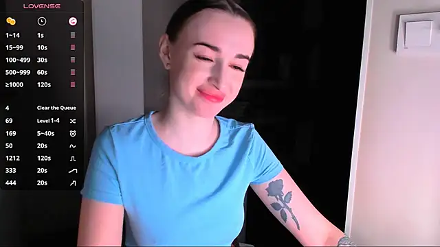 Kimmberr online show from 01.10.25