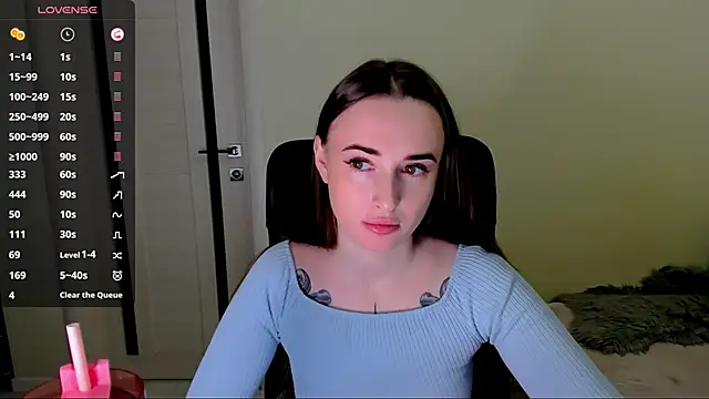 Kimmberr online show from 10.17.25