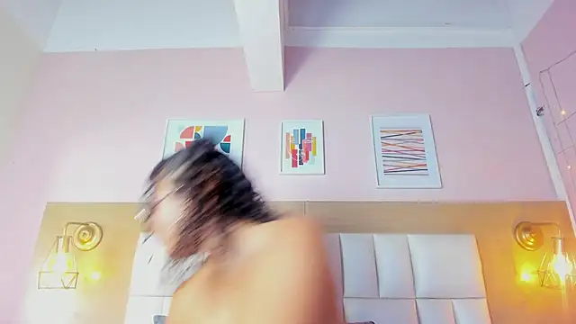 Dollar-girl online show from 03.10.25