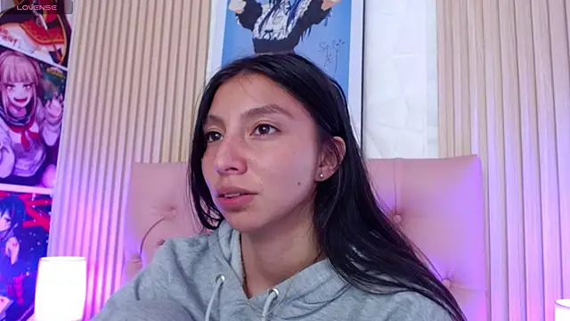 Snapshot of kendall_saenz chatting on 12.27.24 kendall saenz online show from 12.27.24