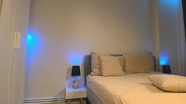 Snapshot of ShySara chatting on 01.27.25 ShySara online show from 01.27.25