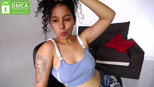 Snapshot of Mr_MrsCurie chatting on 01.09.25 Mr MrsCurie online show from 01.09.25