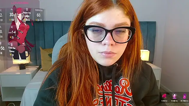 Snapshot of lucie_nicolls chatting on 01.18.25 lucie nicolls online show from 01.18.25