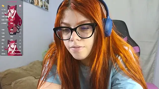 Snapshot of lucie_nicolls chatting on 02.21.25 lucie nicolls online show from 02.21.25