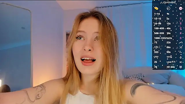 Snapshot of Veronica_Blush chatting on 01.15.25 Veronica Blush online show from 01.15.25