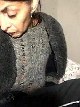 Snapshot of ChantalXOrchid chatting on 04.21.26 ChantalXOrchid online show from 04.21.26