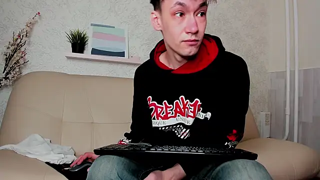 CalvinOwens online show from 02.15.25